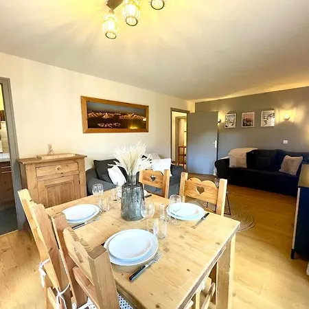 Apartment Rez De Jardin, Les Gets, Renove Et Calme